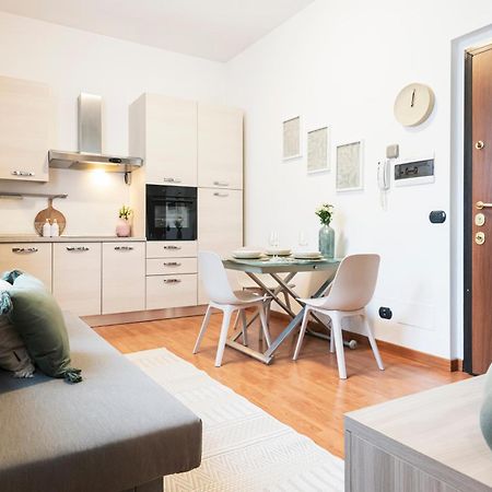 Cozy Apartament In Piazza 5 Giornate By Easylife Milão Exterior foto